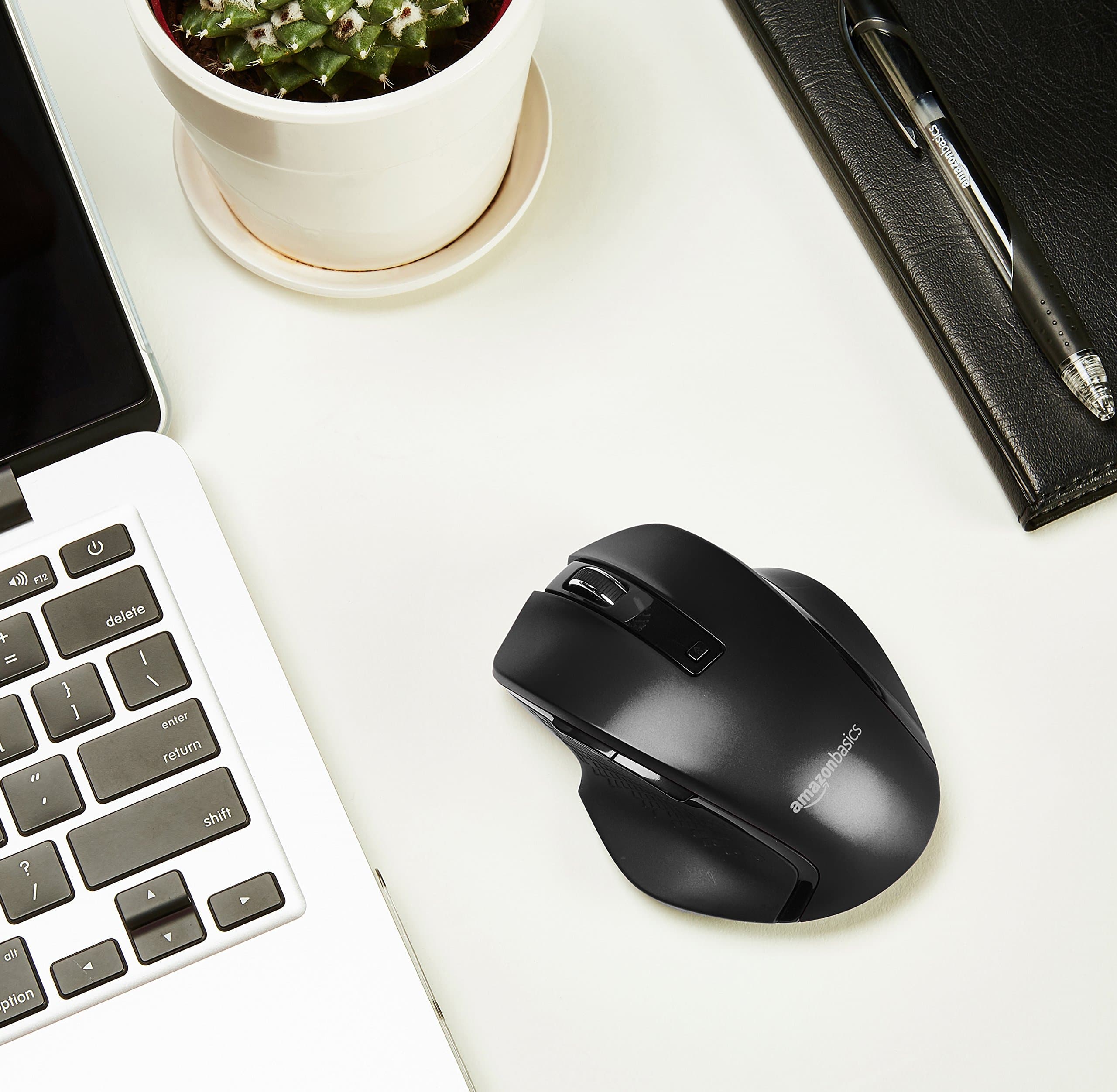 AmazonBasics Compact Ergonomic Wireless Mouse with Fast Scrolling