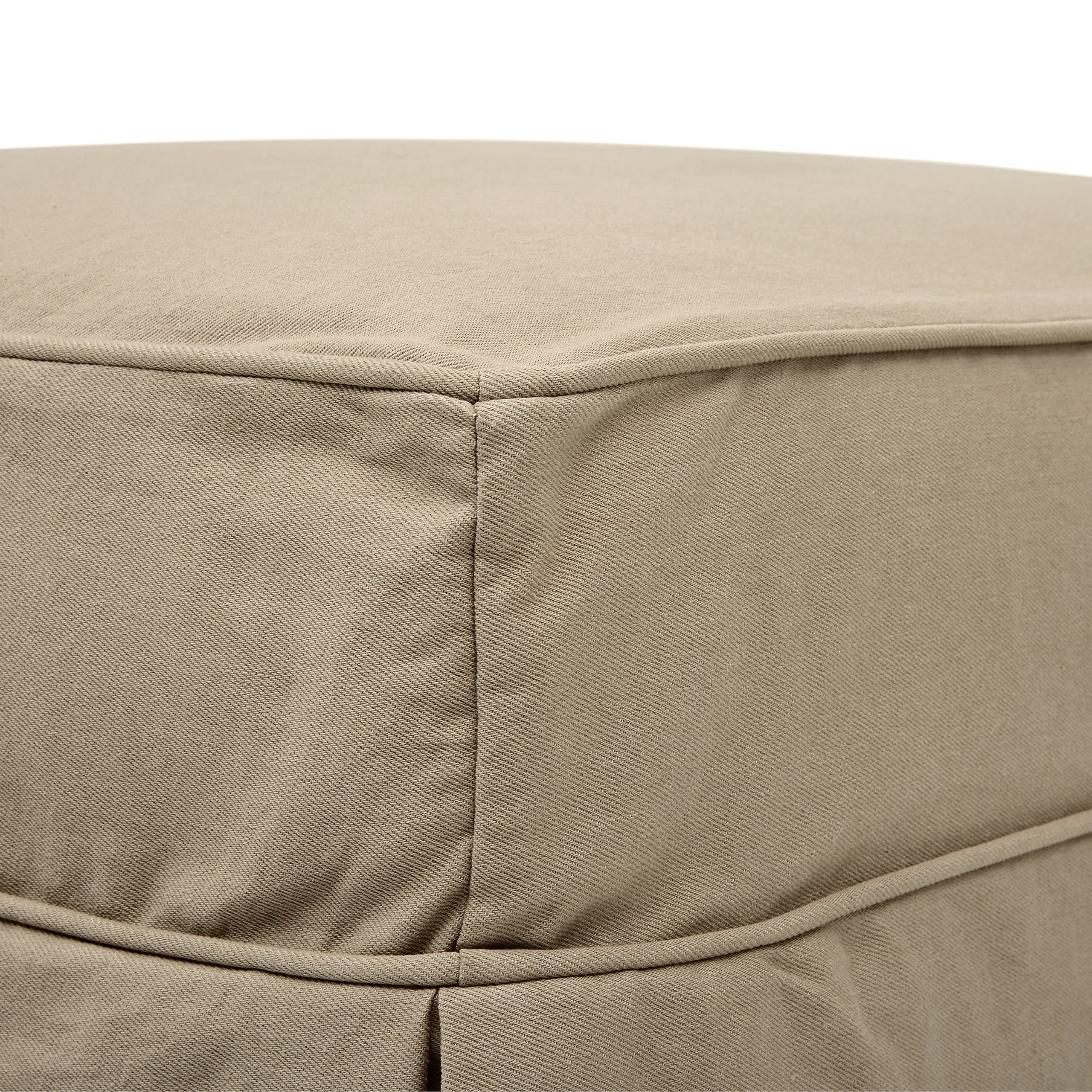 Amazon Brand – Stone & Beam Carrigan Ottoman with Slipcover, 33"W