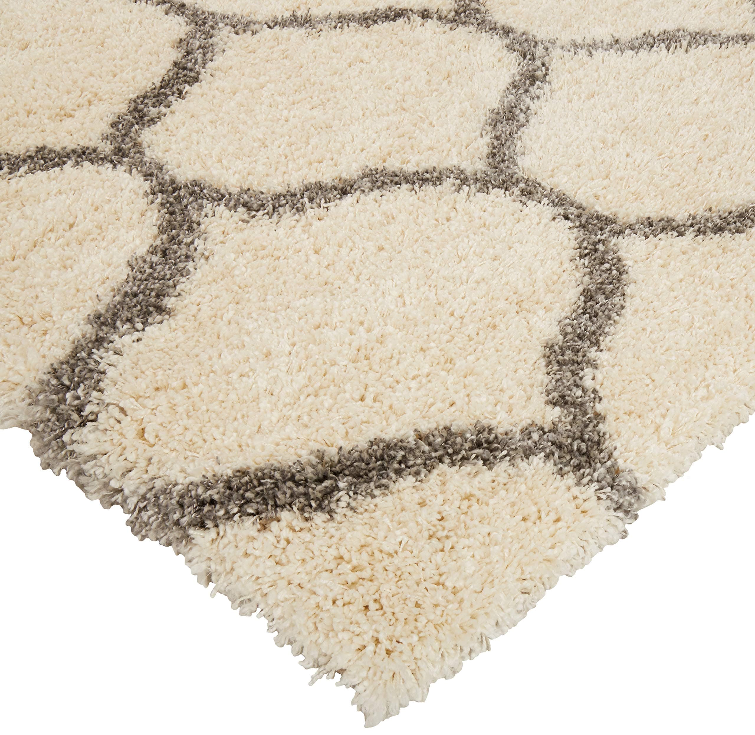 Amazon Basics Modern Plush Moroccan Trellis Shag Area Rug - 5x8 (4'11" x 7'8")